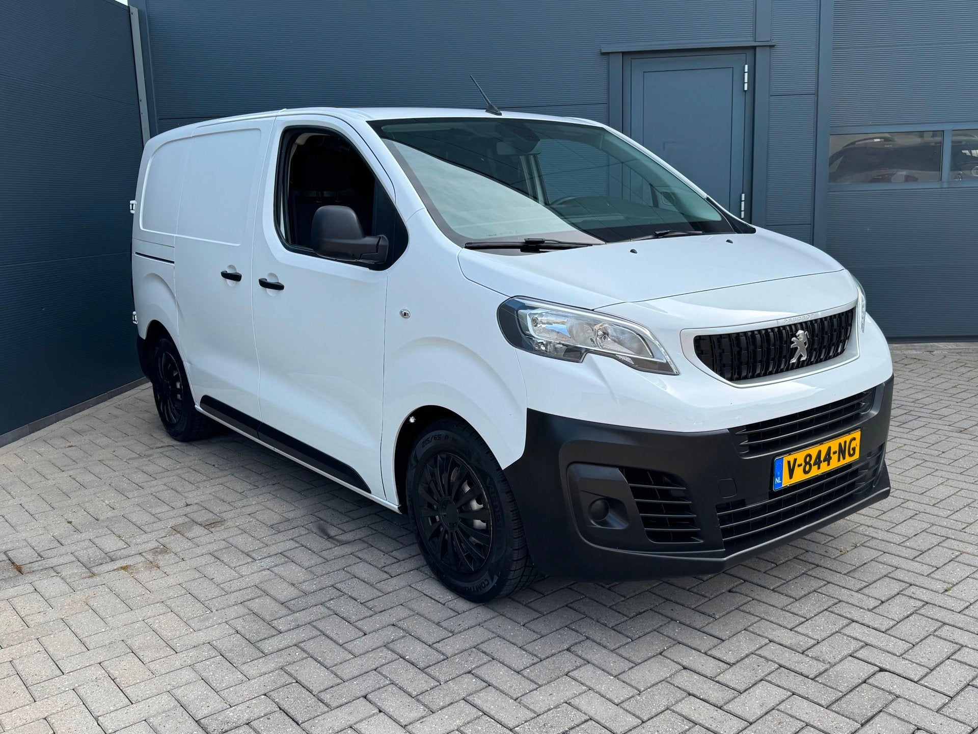 Peugeot Expert 226C 1.6 BlueHDI 95 Profit+ Pdc / Nap, Voorwielaandrijving, Gebruikt, Euro 6, Wit