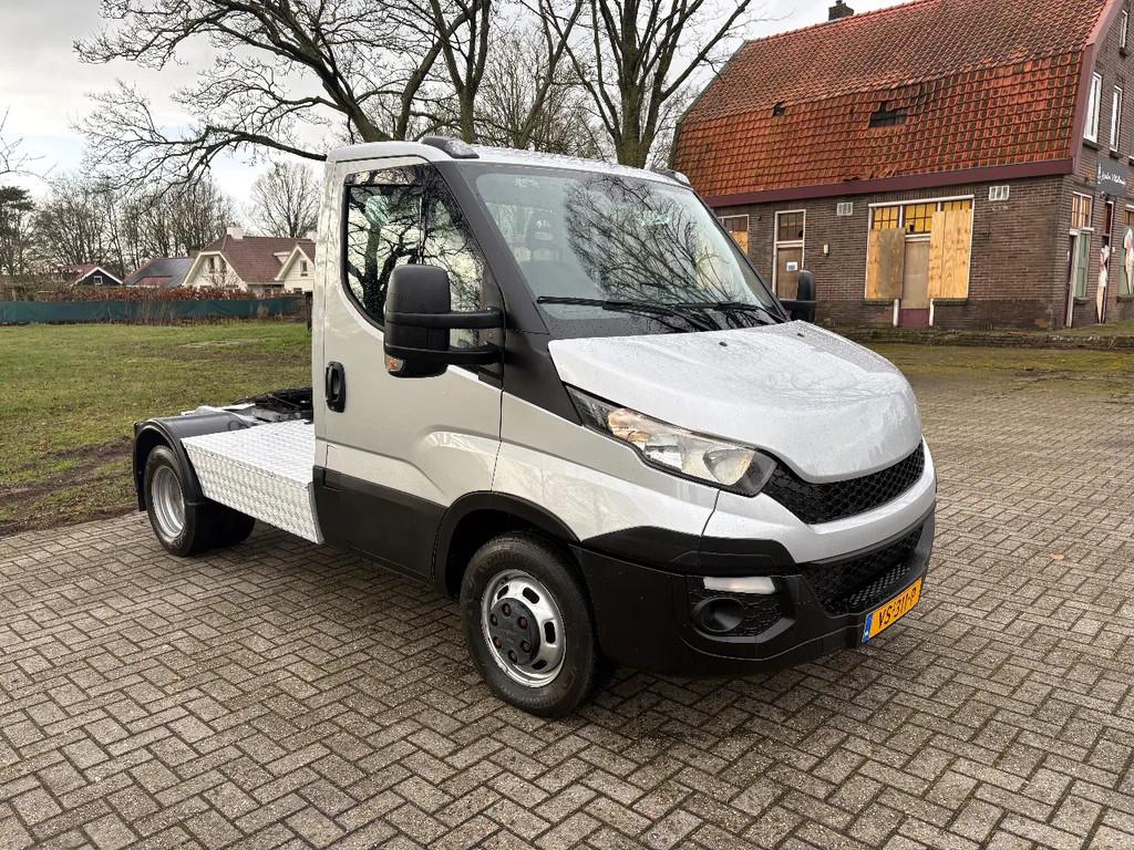 Iveco Daily 40 40C17 Be trekker 9.3 ton Hi Matic (bj 2015), Auto's, Automaat, Euro 5, Achterwielaandrijving, Gebruikt