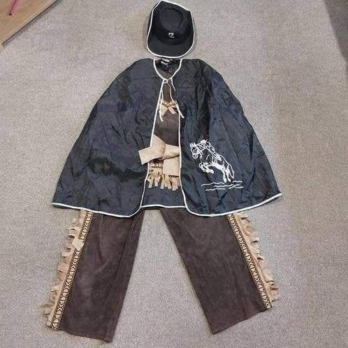 Een mooie Zorro kostuum, Maat 140cm, Kinderen en Baby's, Carnavalskleding en Verkleedspullen, Ophalen of Verzenden, Gebruikt
