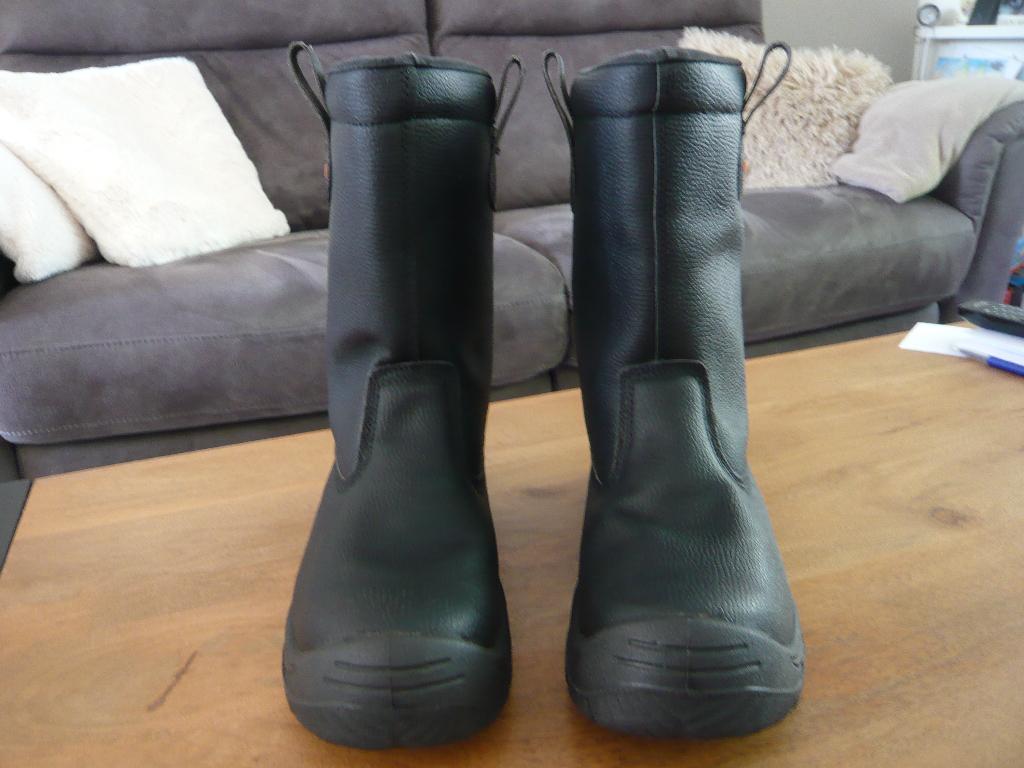 leren boots REVENGE mt 44 stalen neuzen, Ophalen of Verzenden, Zwart, Boots