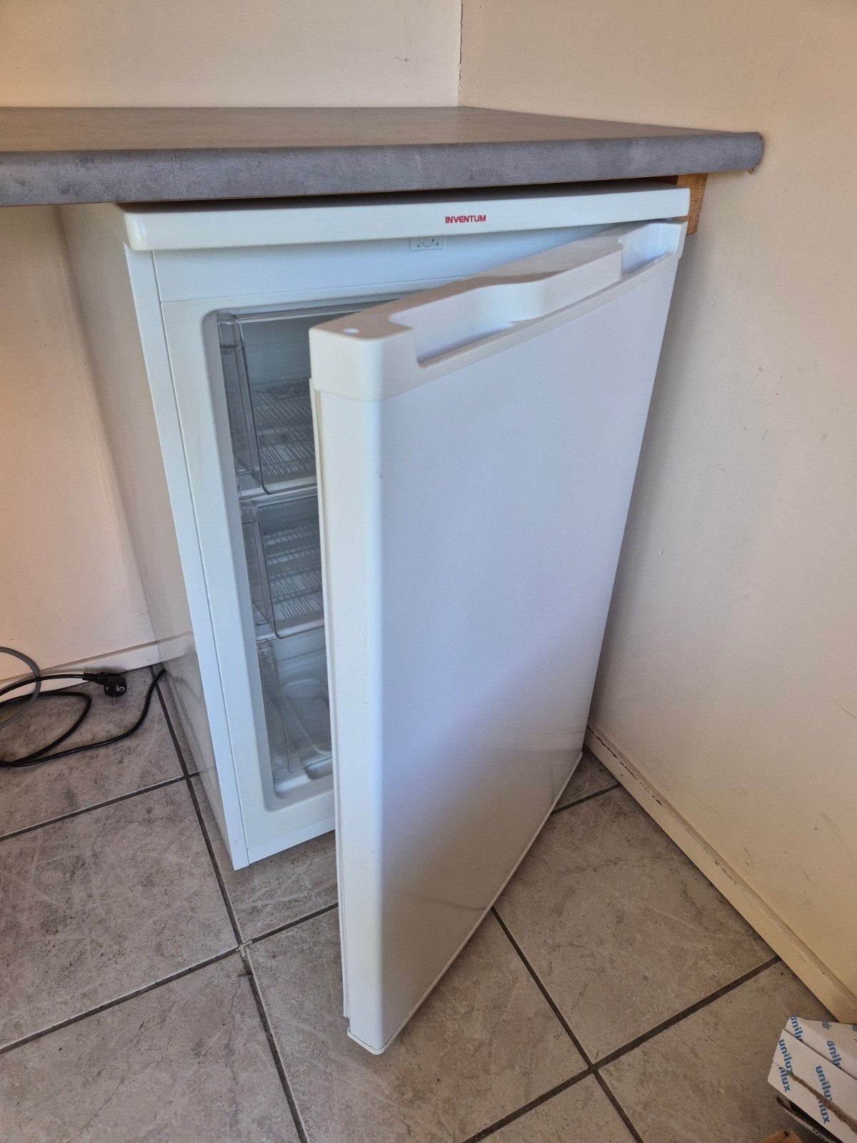 Inventum Vrieskast - Compact en Energiezuinig