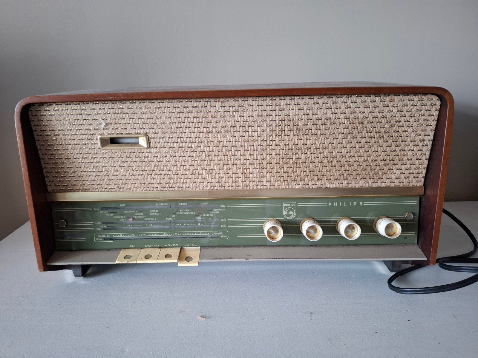 Vintage Philips buizenradio - Jaren '60, Ophalen of Verzenden, Gebruikt, Radio