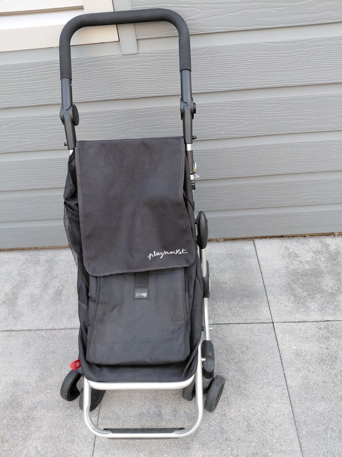 Playmarket boodschappentrolley, Sieraden, Tassen en Uiterlijk, Tassen | Reistassen en Weekendtassen, Ophalen, 30 cm of meer