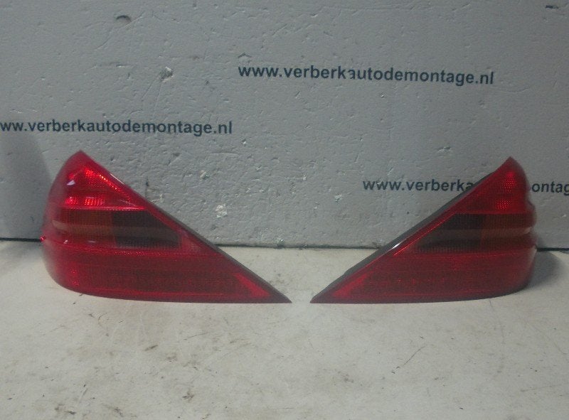 Achterlichten Set SL (R230) 2001, Gebruikt, Mercedes-Benz AG, Mercedes-Benz, Mercedesstraße 120, Stuttgart 70372, , Duitsland