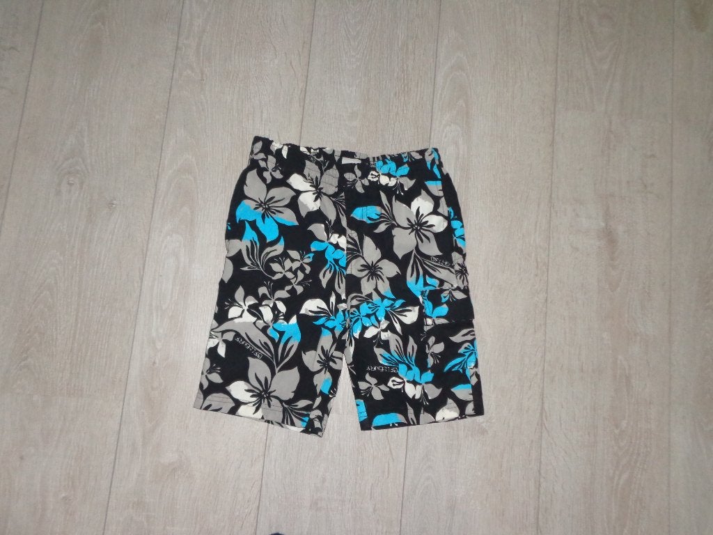 vrolijk jongens beachshort van BLUE SEVEN, maat 122, Kinderen en Baby's, Kinderkleding | Maat 122, Ophalen of Verzenden, Zo goed als nieuw