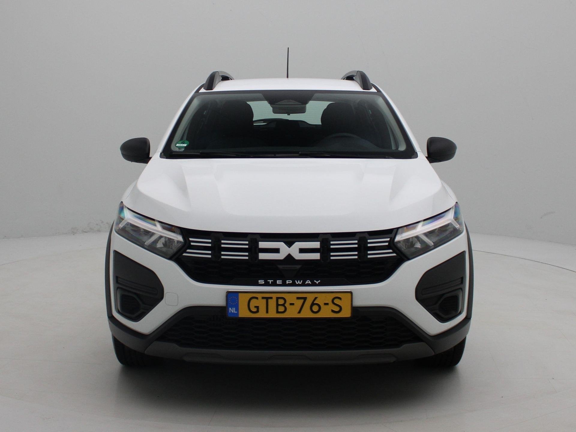 Dacia Sandero Stepway TCe 100 ECO-G Essential | Airco | Dakd, Voorwielaandrijving, Gebruikt, Euro 6, Wit