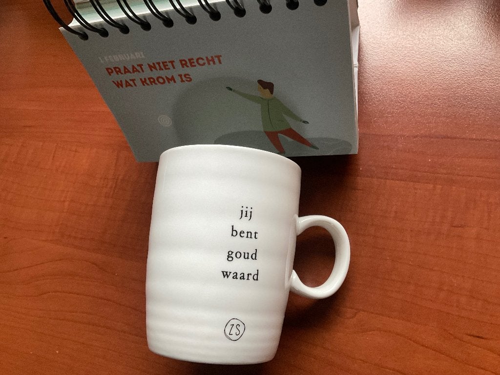 Grote mok ZUSSS: jij bent goud waard, Ophalen of Verzenden, Zo goed als nieuw, Overige stijlen, Kop(pen) en/of Schotel(s)