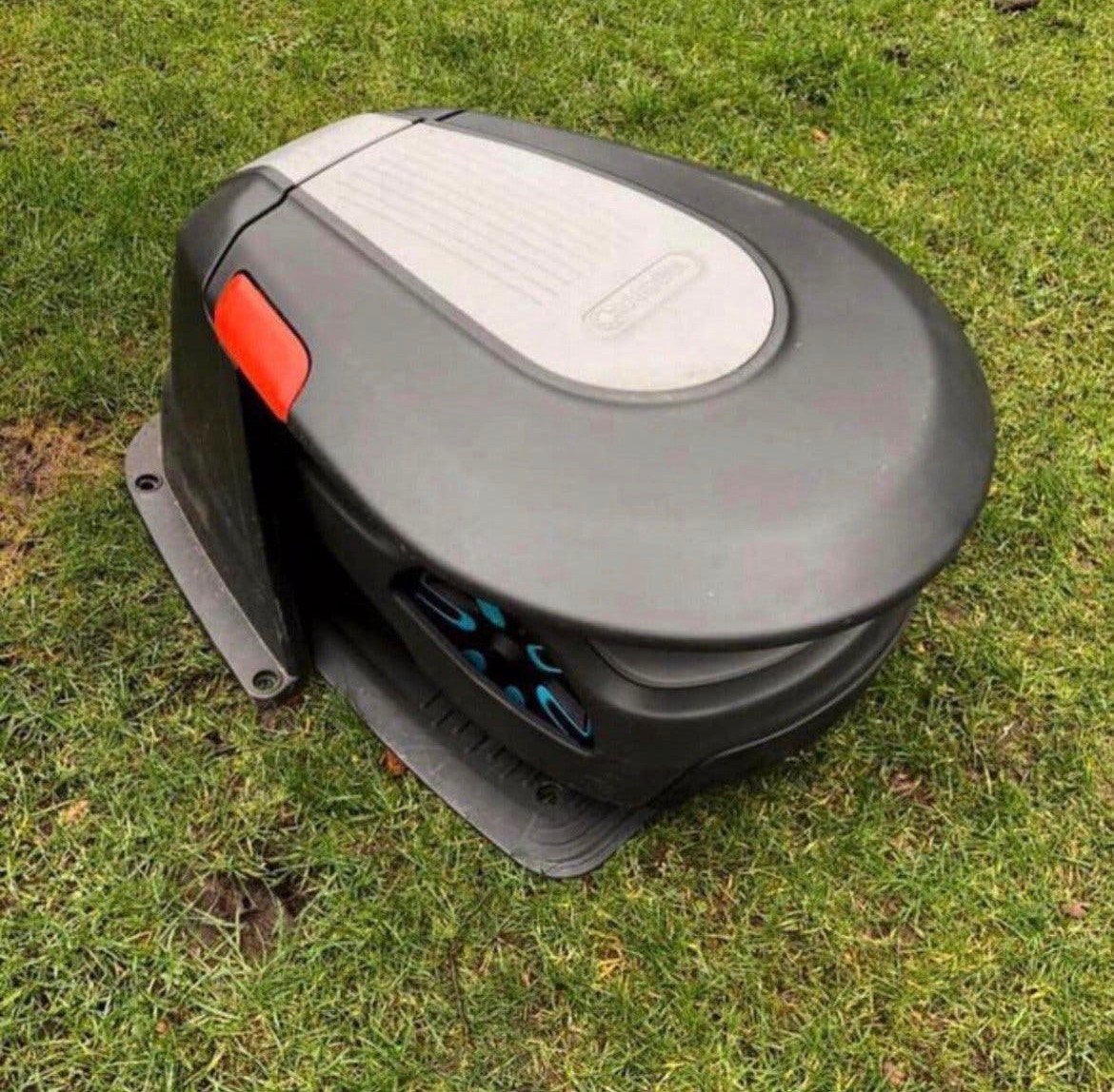 Garage / afdak voor Gardena Sileno / Minimo robotmaaier, Tuin en Terras, Ophalen of Verzenden, Gardena, -, -
