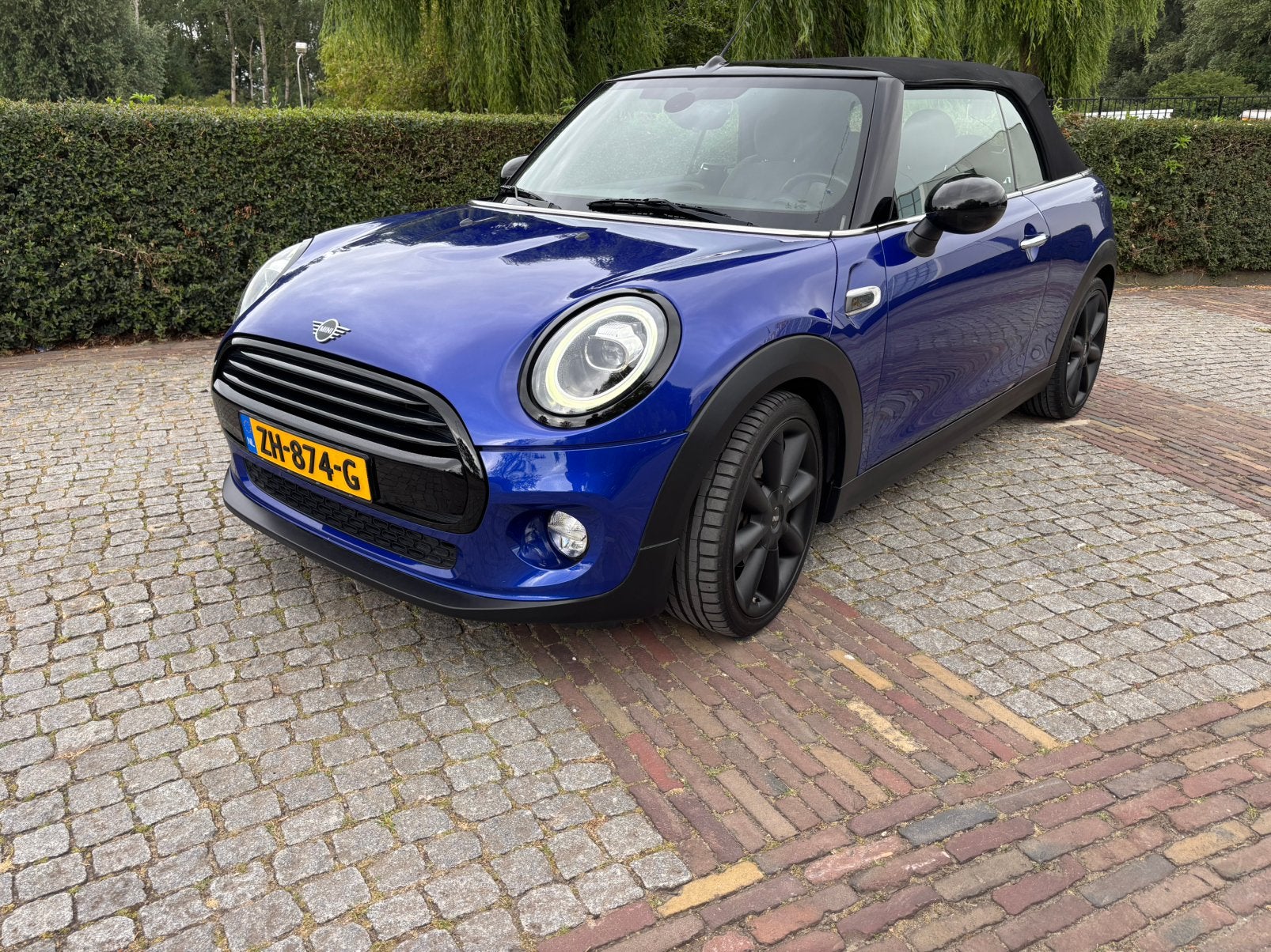 Mini Cabrio 1.5 136pk Aut 2019 Blauw, Auto's, Cabriolet, Origineel Nederlands, 1240 kg, Particulier