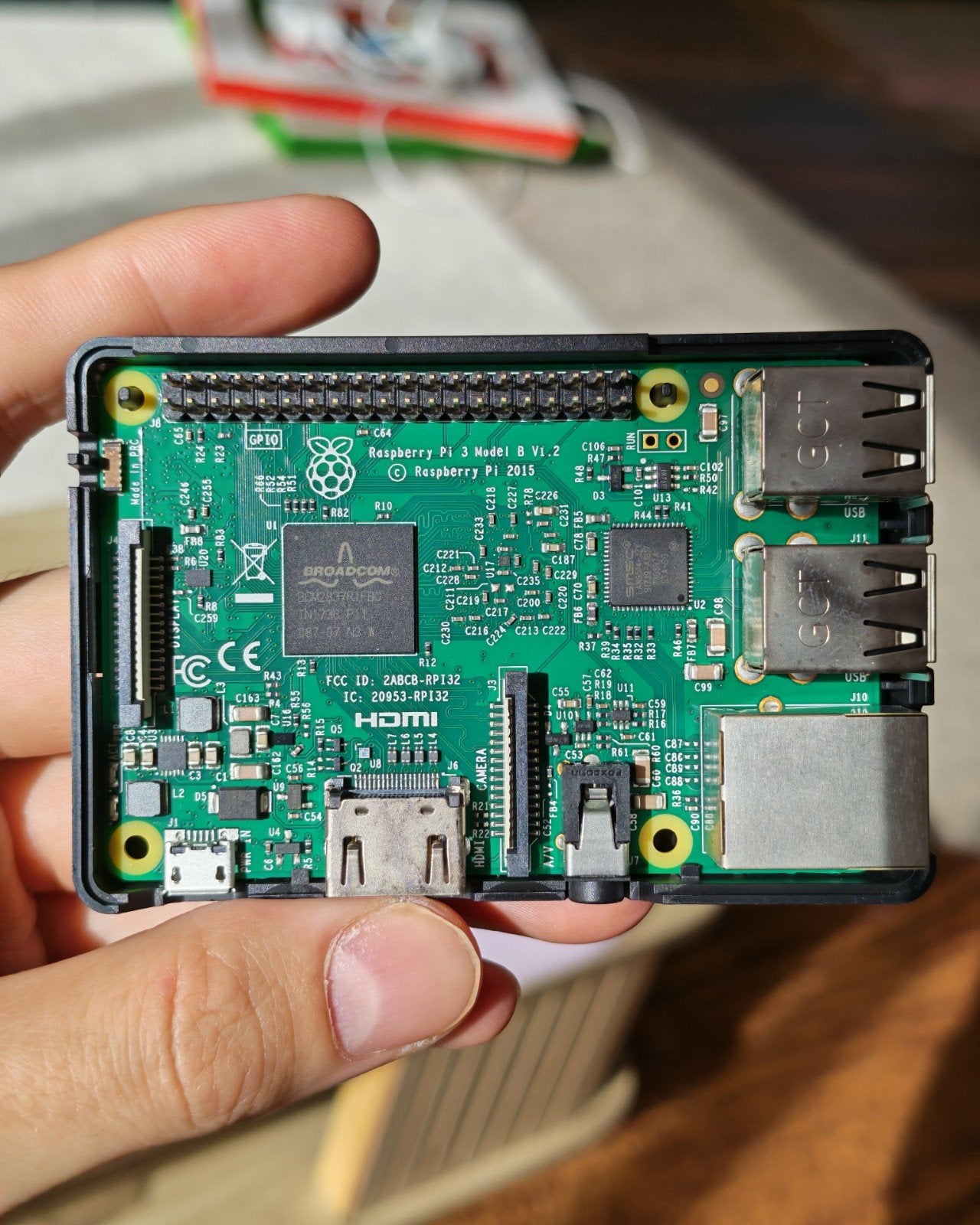 Raspberry Pi 3 Model B V1.2 met SD kaart en behuizing, Gebruikt, SD kaart (variabel), Minder dan 4 GB, Broadcom BCM2837