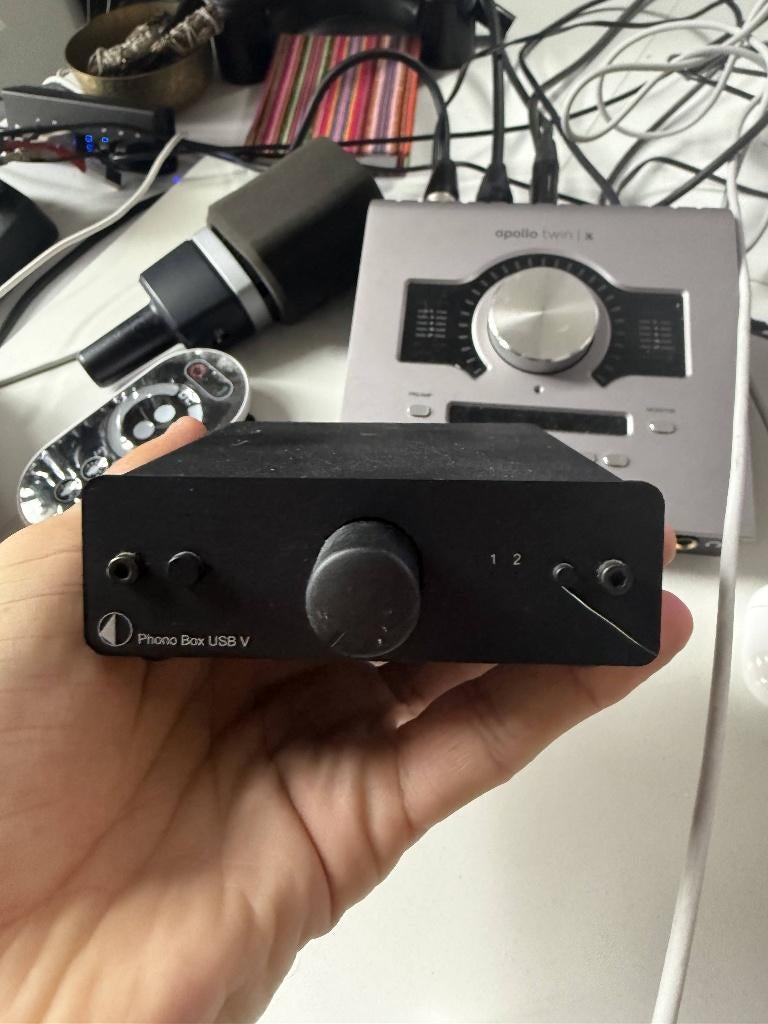 Pro-Ject Phono Box MM MC phono preamplifier platenspeler, Ophalen of Verzenden, Zo goed als nieuw, Minder dan 60 watt, Overige merken
