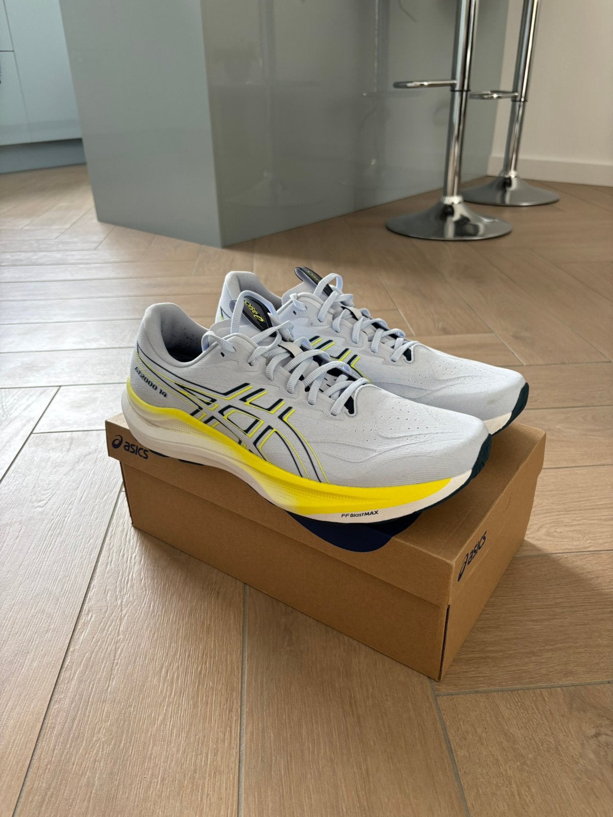 Asics GT2000-14 (maat 48,5), Ophalen of Verzenden, Zo goed als nieuw, Sportschoenen