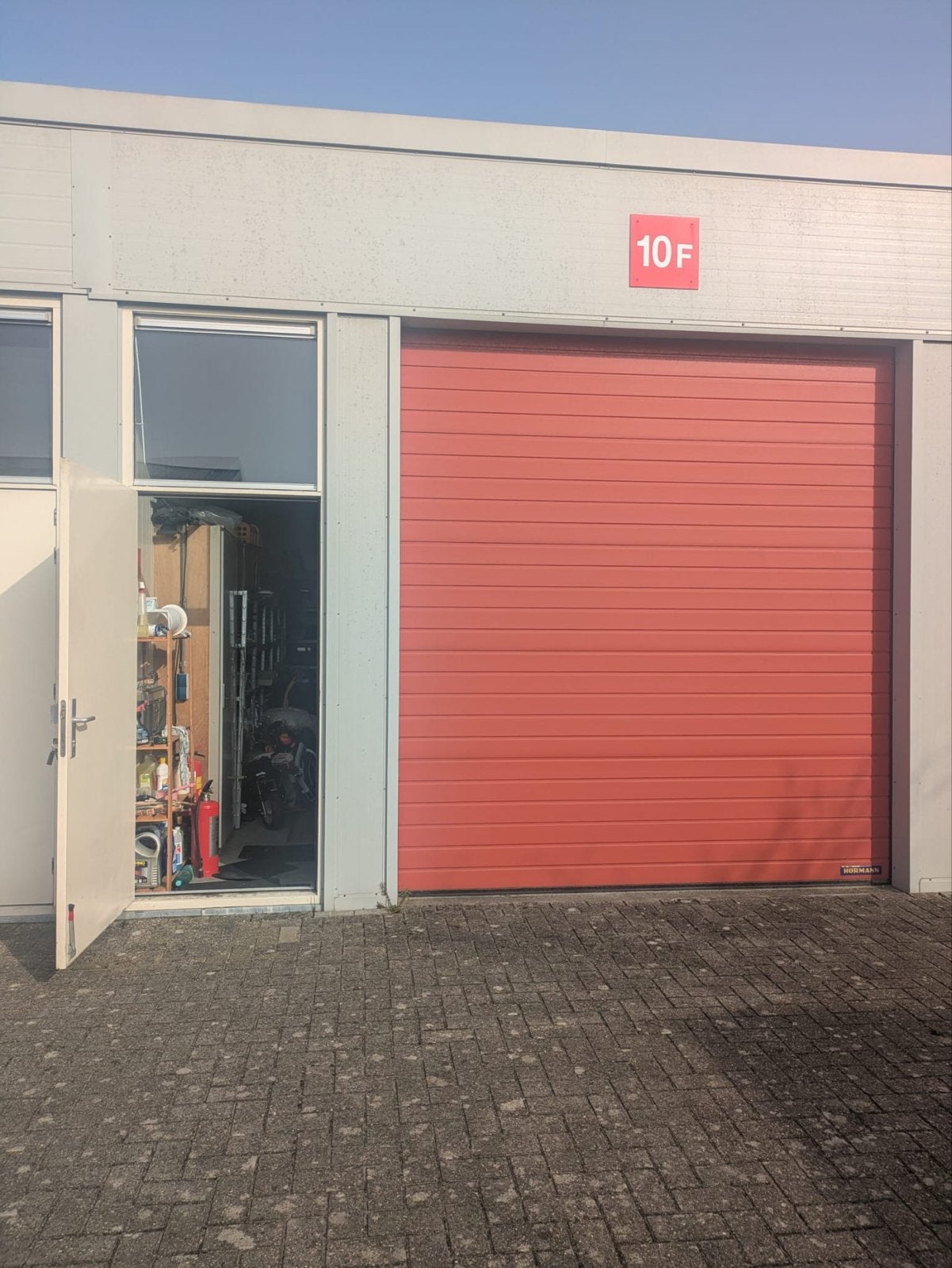 Loods/Opslagruimte 10F: 7,80m diep, 4,80m breed, 3,85m hoog, Huizen en Kamers, Friesland
