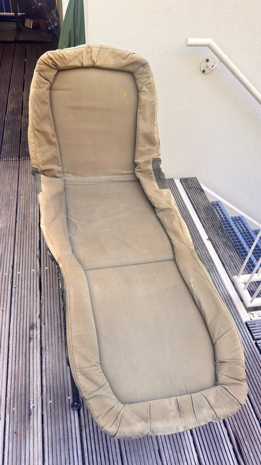 Comfortabele visstoel/stretchbed - Zo goed als nieuw, Caravans en Kamperen, Ophalen, Gebruikt, Campingstoel