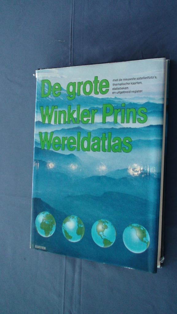 De grote Winkler Prins wereldatlas, Boeken, Overige atlassen, Ophalen of Verzenden, Zo goed als nieuw, 1800 tot 2000
