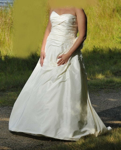 Trouwjurk / Bruidsjurkmaat 42, Kleding | Dames, Trouwkleding en Trouwaccessoires, Zo goed als nieuw, Trouwjurk, Wit, Ophalen