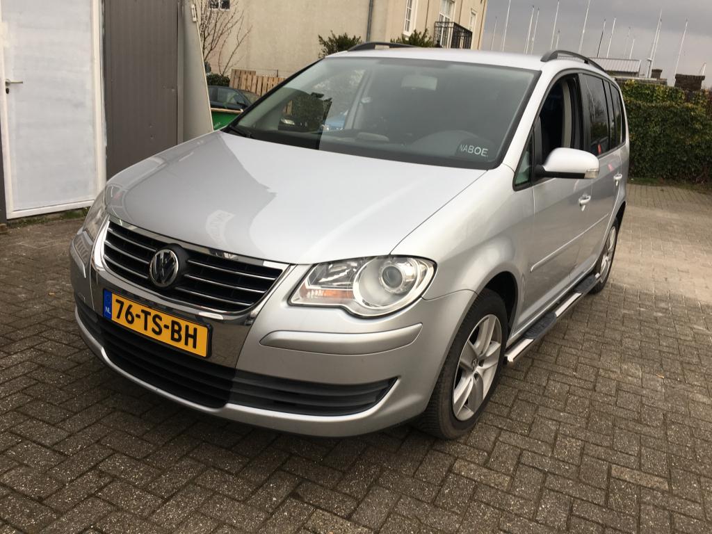 Seat Alhambra Sidebars rechte buis 70 mm met opstapjes