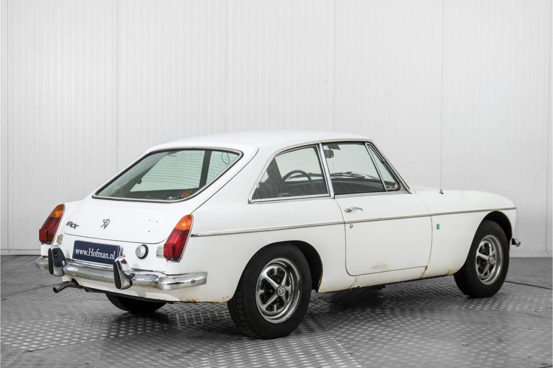 MG B GT MGBGT 1972 model, stalen dashbord, overdrive. ., B, Achterwielaandrijving, Gebruikt, 4 cilinders