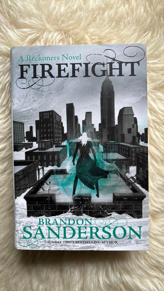 Brandon Sanderson - Firefight | Hardcover, Ophalen of Verzenden, Zo goed als nieuw