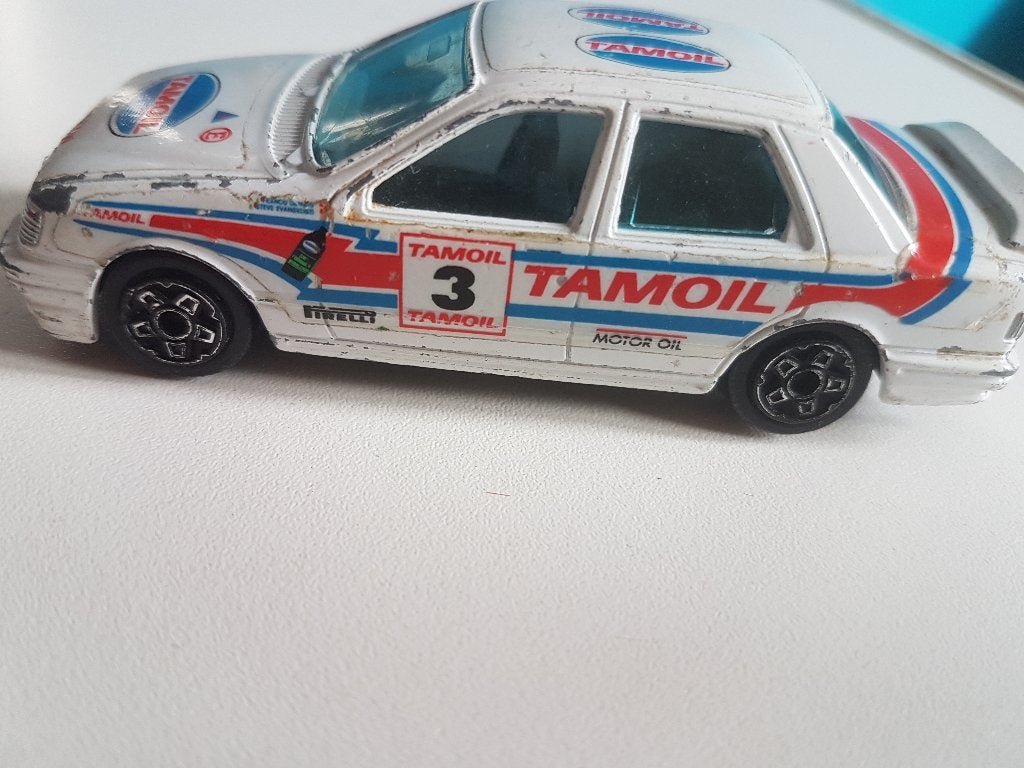 Bburago Ford Sierra 1/43, gebruikt, Hobby en Vrije tijd, Ophalen of Verzenden, Gebruikt, Auto, Overige merken
