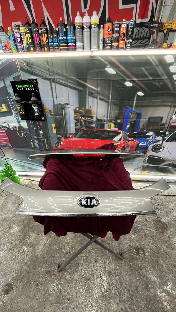 Originele KIA kofferklep spoiler met camera en remlicht, Ophalen