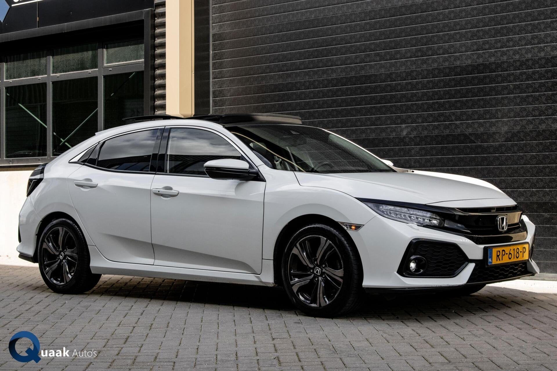 Honda Civic 1.0 i-VTEC | PANO | CARPLAY | CAMERA | TREKHAAK, Auto's, Gebruikt, Euro 6, 129 pk, Bedrijf