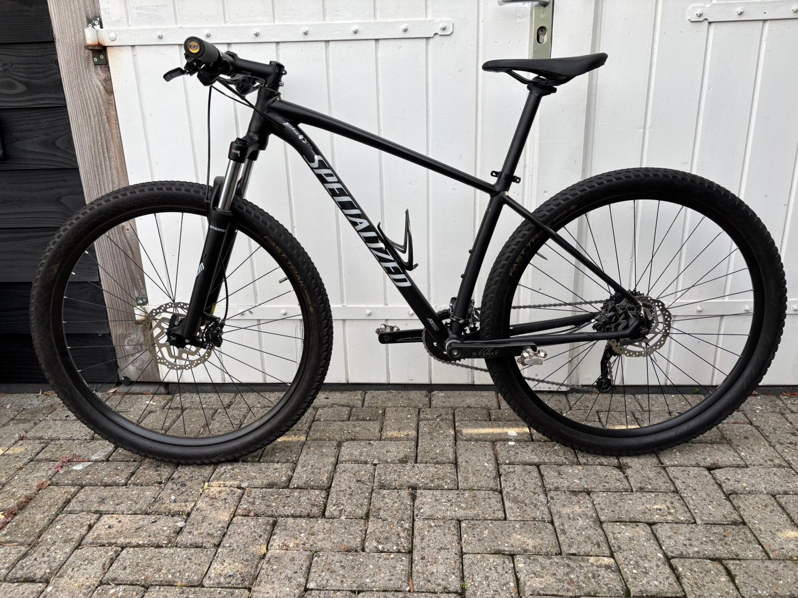 Specialized Rockhopper 29 inch, maat M 44 cm mat zwart, Hardtail, Zo goed als nieuw, Schijfrem, Ophalen