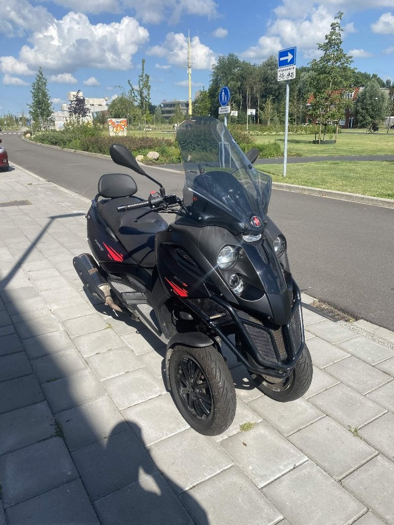 Gilera Fuoco 500 LT, Ophalen, Gilera, Benzine