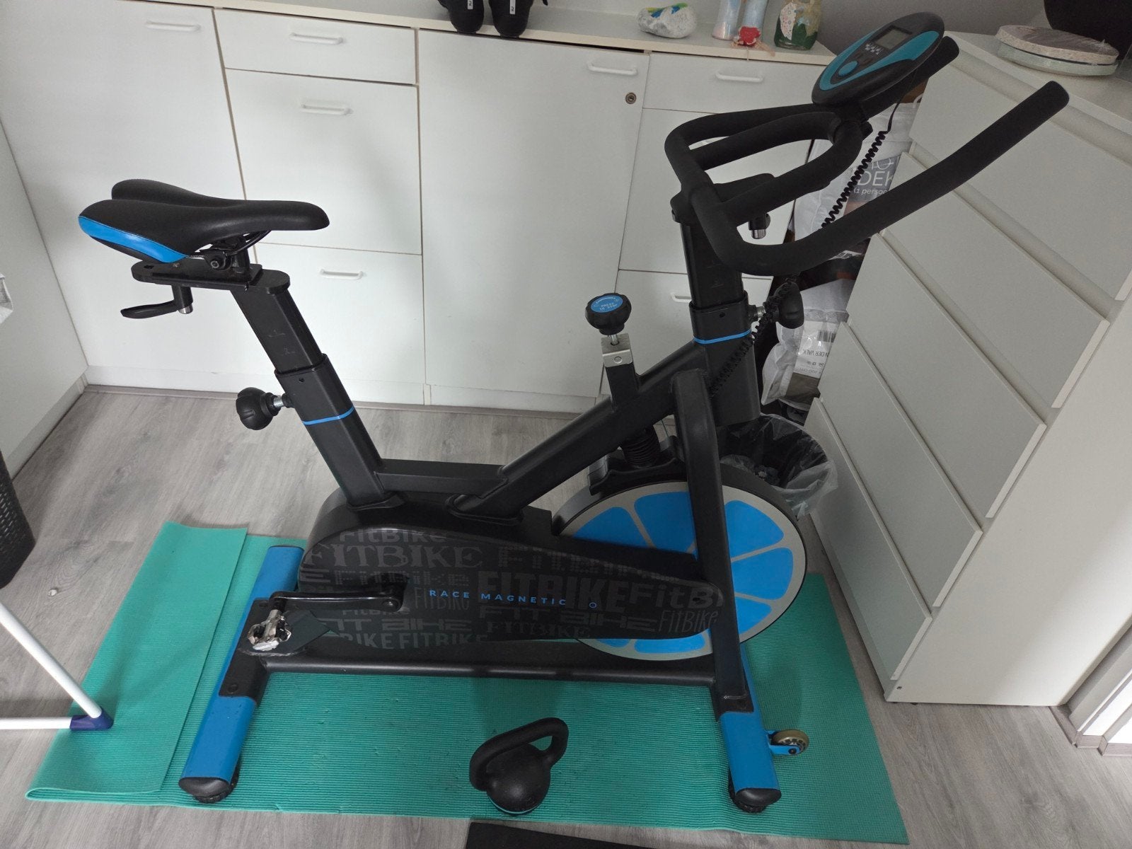 FitBike Race Magnetic 1.0ME Spinningfiets, Sport en Fitness, Ophalen, Spinningfiets, Zo goed als nieuw, Metaal