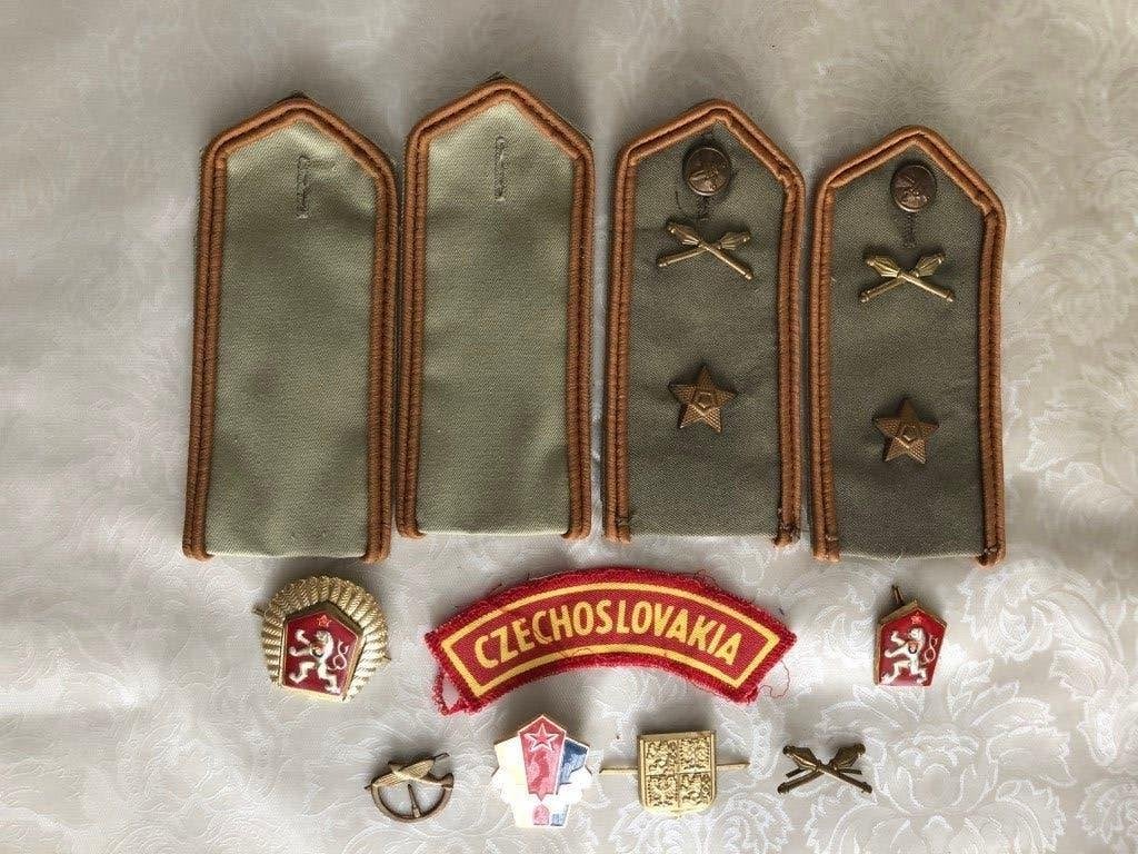 Badges & emblemen vml Tsjechoslowakije, Verzamelen, Ophalen of Verzenden, Landmacht, Overige gebieden, Embleem of Badge