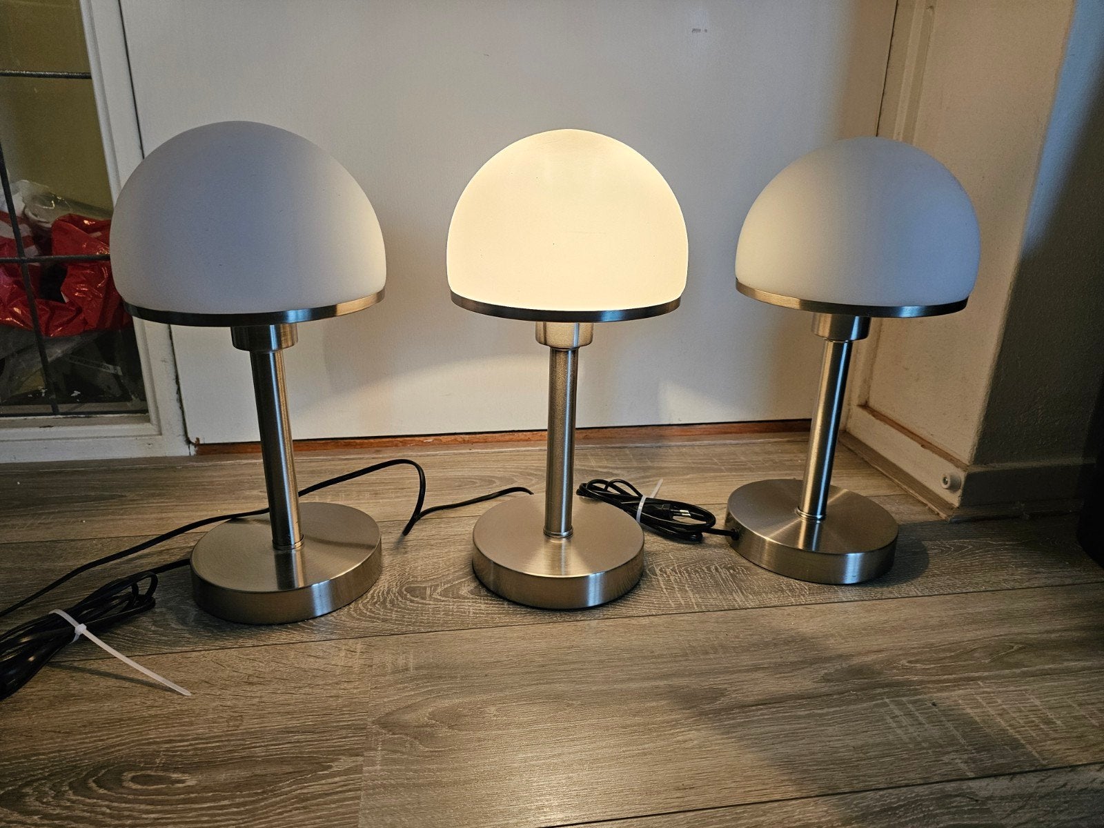 Set van 3 Trio-Leuchten tafellampen, geborsteld staal NWSt, Dimbaar, Zo goed als nieuw, Glas, Schemerlamp