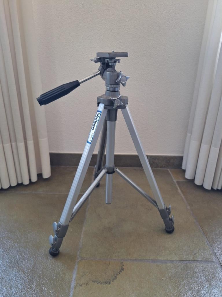 Statief Velbon VEB3, Audio, Tv en Foto, Fotografie | Statieven en Balhoofden, Ophalen, Minder dan 150 cm, Driepoot