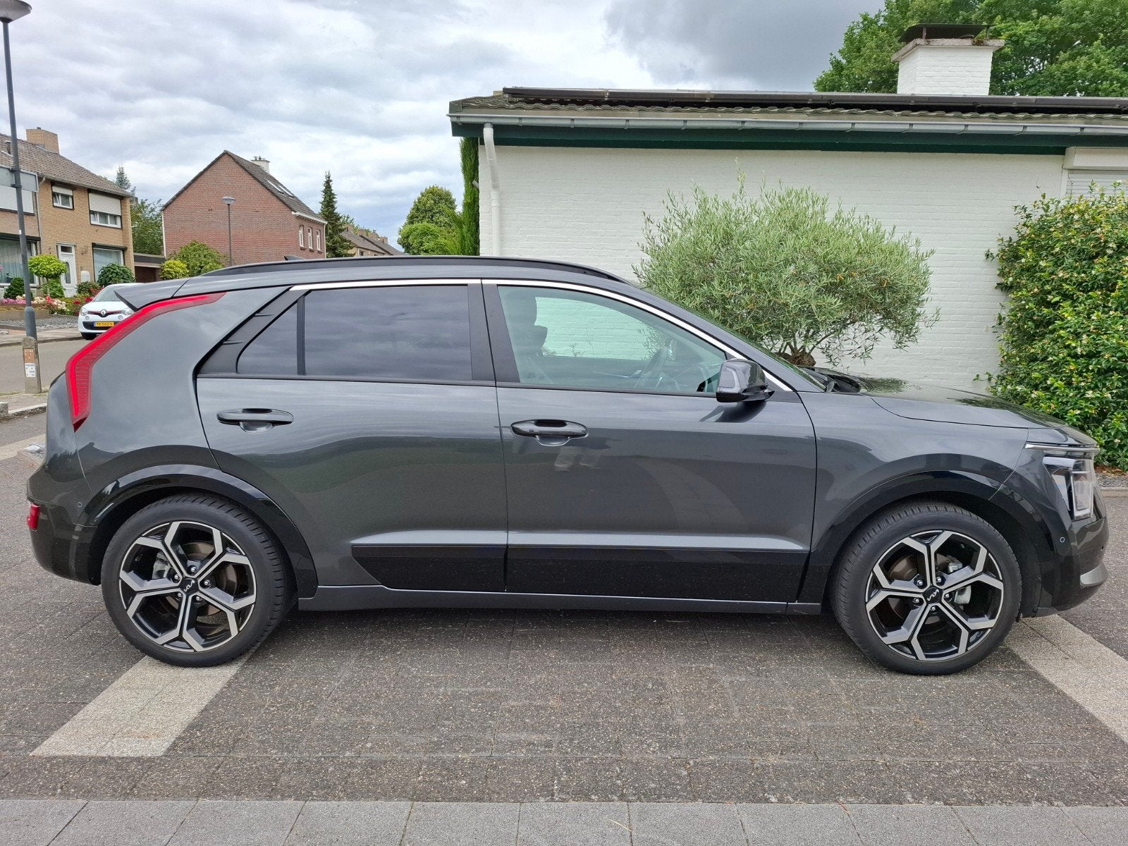 Kia Niro 1.6 GDi Executive line 2023, Auto's, Kia, 1374 kg, 1580 cc, Origineel Nederlands, 75 €/maand