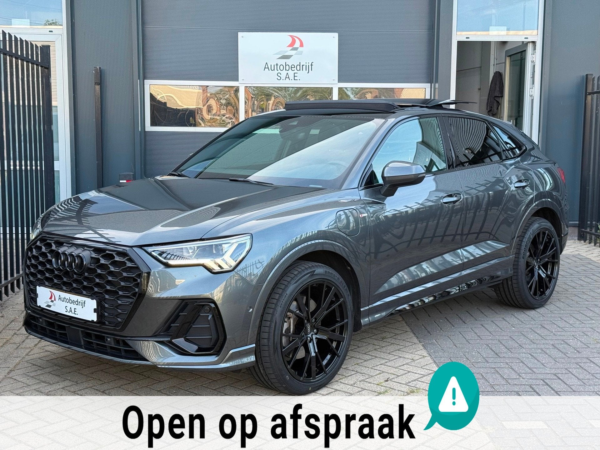 Audi Q3 Sportback 45 TFSI e 3x S-Line PANO LEDER MATRIX CARP, Gebruikt, Euro 6, Leder en Stof, Hybride Elektrisch/Benzine