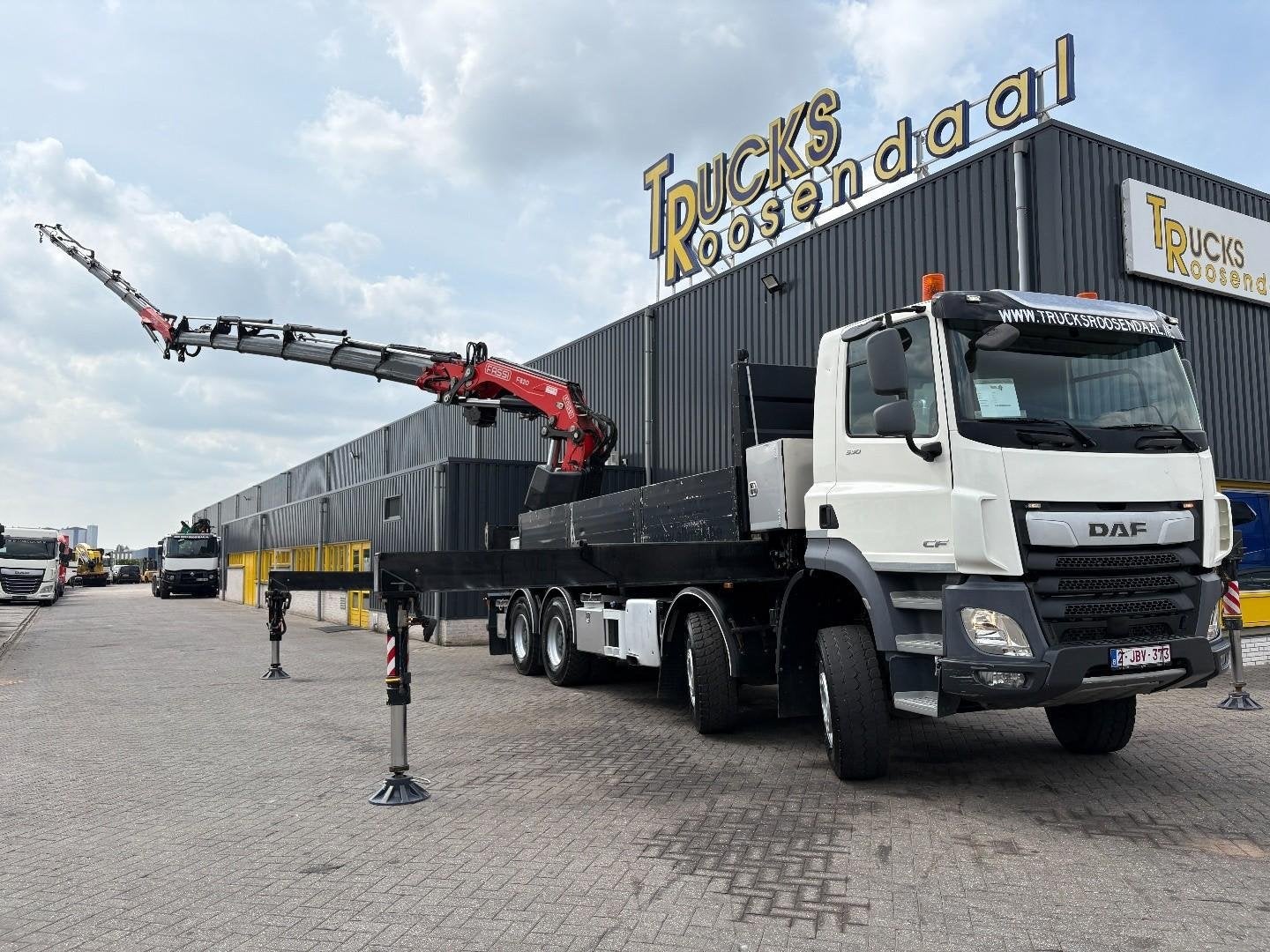 DAF CF530 + FASSI F 820 RA 6X EXT. + JIB 6X EXT. + WINCH + R, Achterwielaandrijving, Euro 6, Wit, Bedrijf