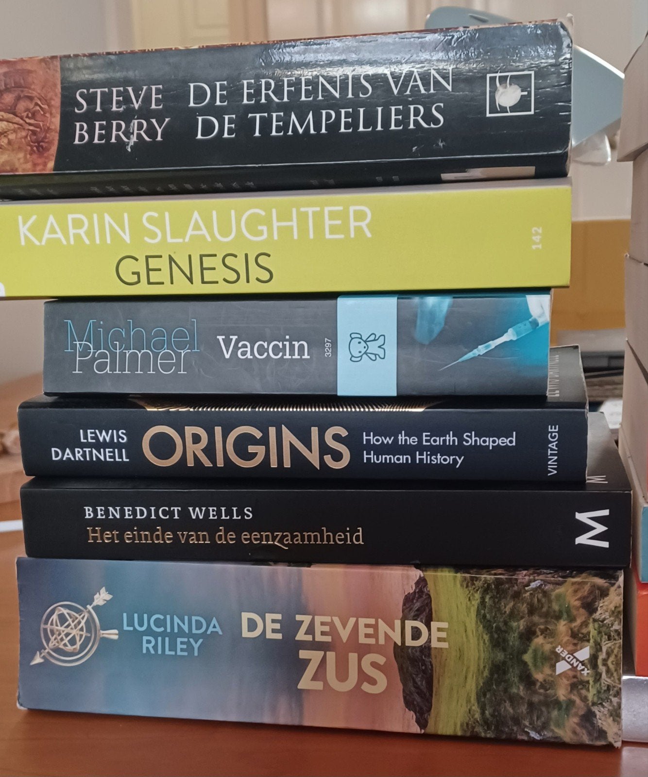 Diverse boekenpakket: thrillers, romans en meer, Ophalen, Gelezen