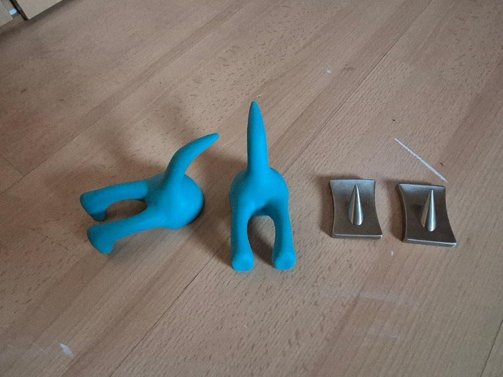 2 kinder kapstok haken en 2 kleine, Wandkapstok, Kunststof, Ophalen of Verzenden, Zo goed als nieuw