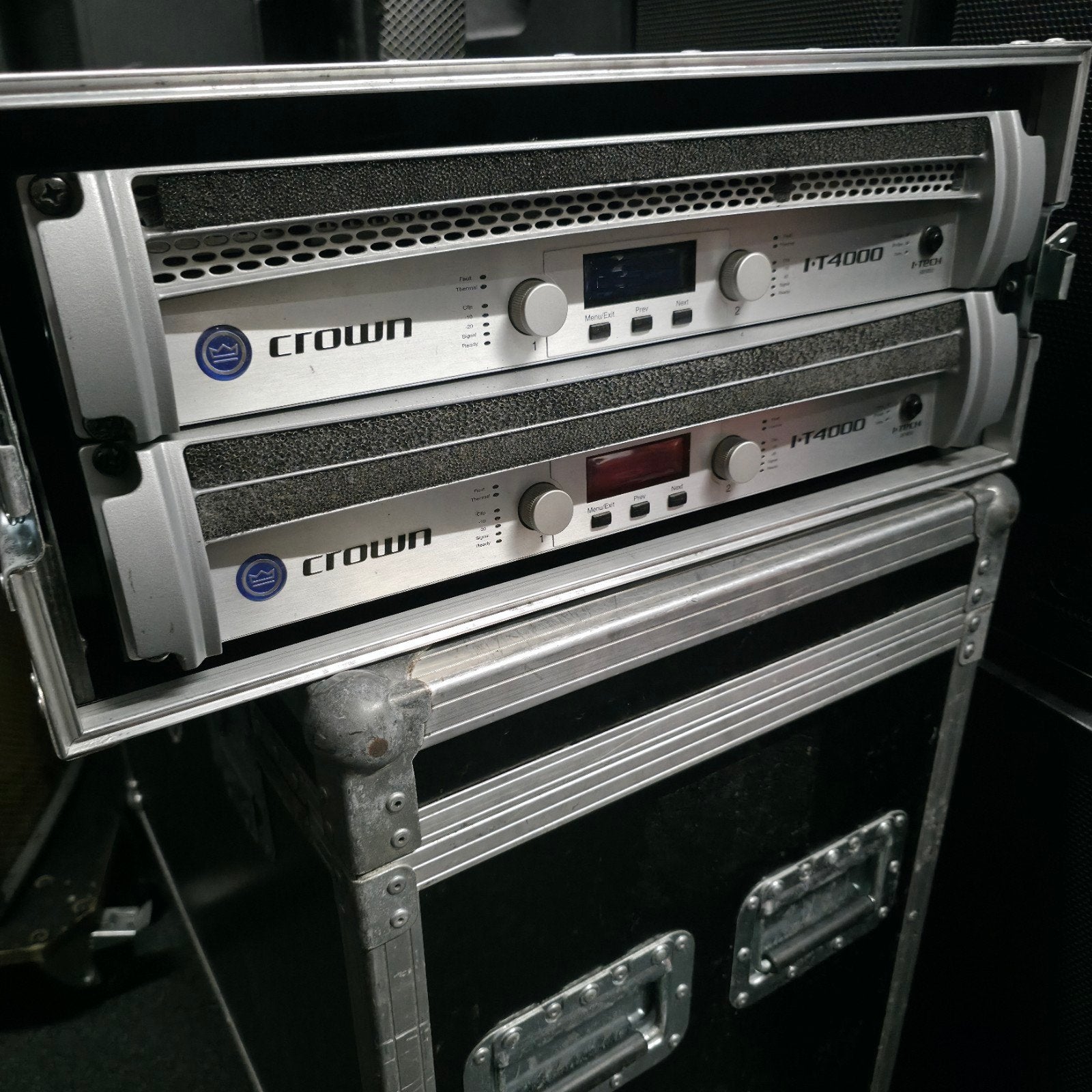 CROWN I-T4000   versterkers met dsp   4000 watt