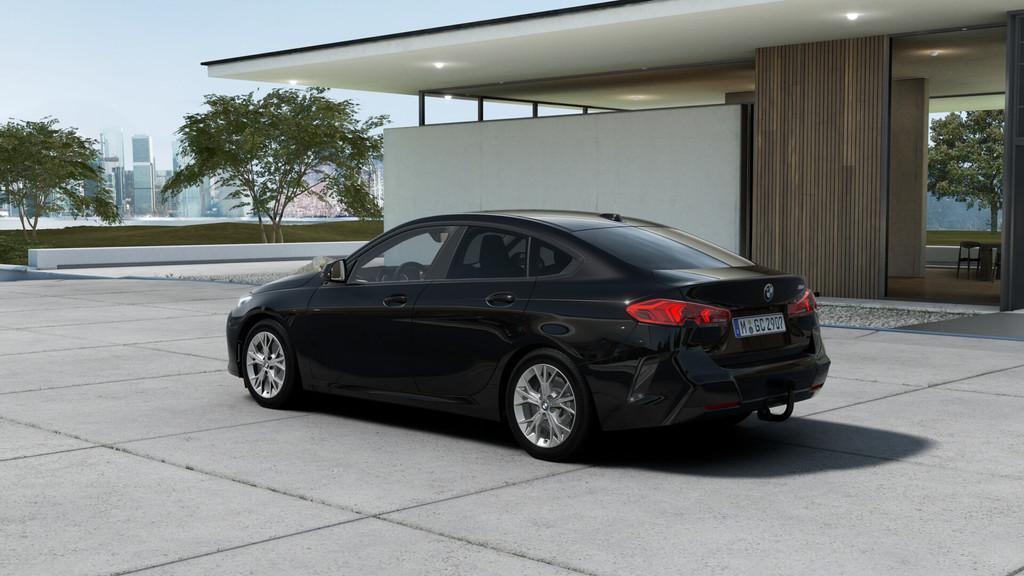 BMW 2 Serie Gran Coupé 220 M Sport Automaat / Trekhaak / Sp, Auto's, BMW, Zwart, 156 pk, Zwart, Leder