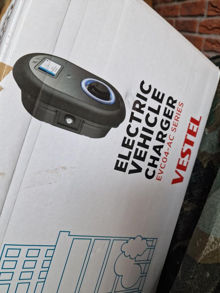 Vestel electric auto charger, Ophalen of Verzenden