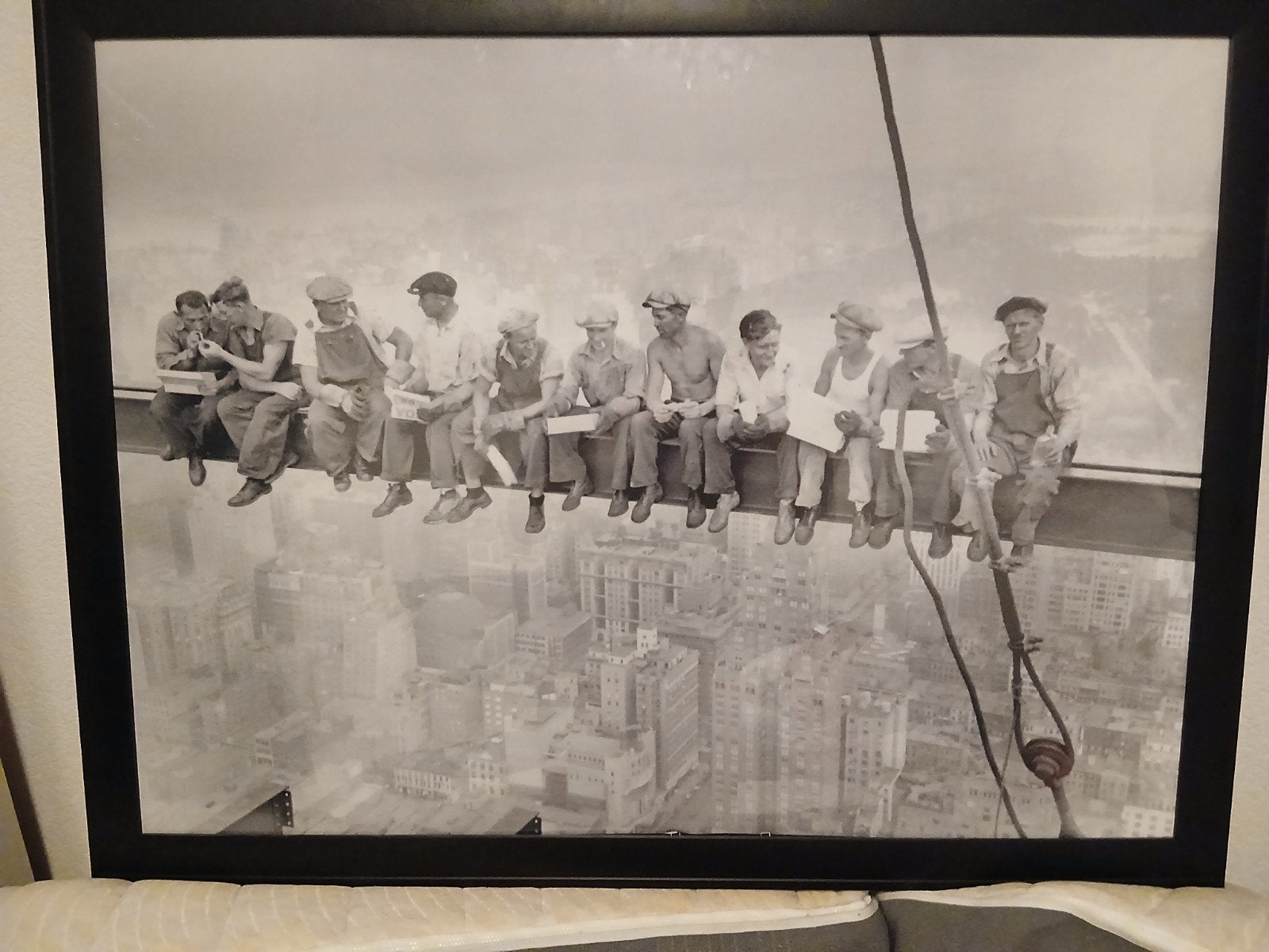 schilderij hoog bauw werkers alleen op 16-8 15euro, Ophalen of Verzenden, Klassiek, Ingelijst, Papier