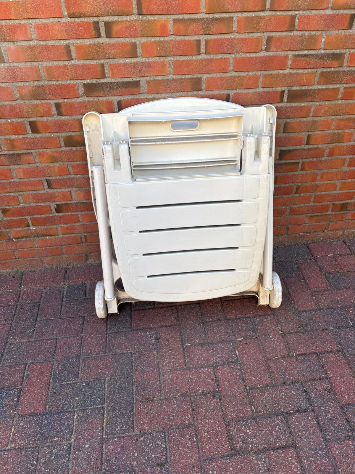 Ligbed, Tuin en Terras, Ligbedden, Ophalen, Gebruikt, Overige materialen, Inklapbaar