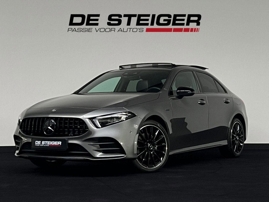 Mercedes-Benz A-klasse 250 e AMG A35 Blackpack Pano Sfeer Ca, Gebruikt, 4 cilinders, Met garantie (alle), Bedrijf