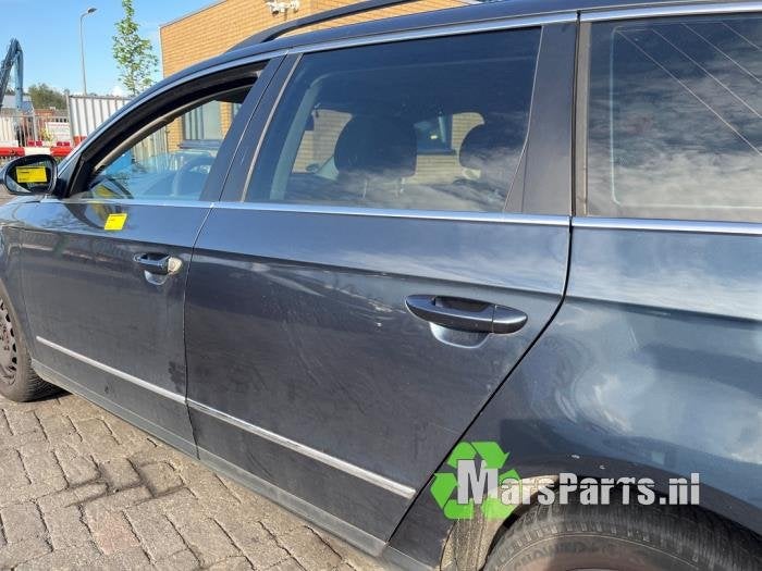 Portier 4Deurs links-achter van een Volkswagen Passat (LC5F), Gebruikt, -, -, Ophalen of Verzenden