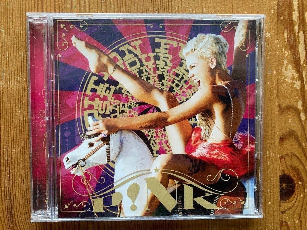 pink  cd+dvd, Inclusief DVD, Ophalen of Verzenden, Zo goed als nieuw, Poprock