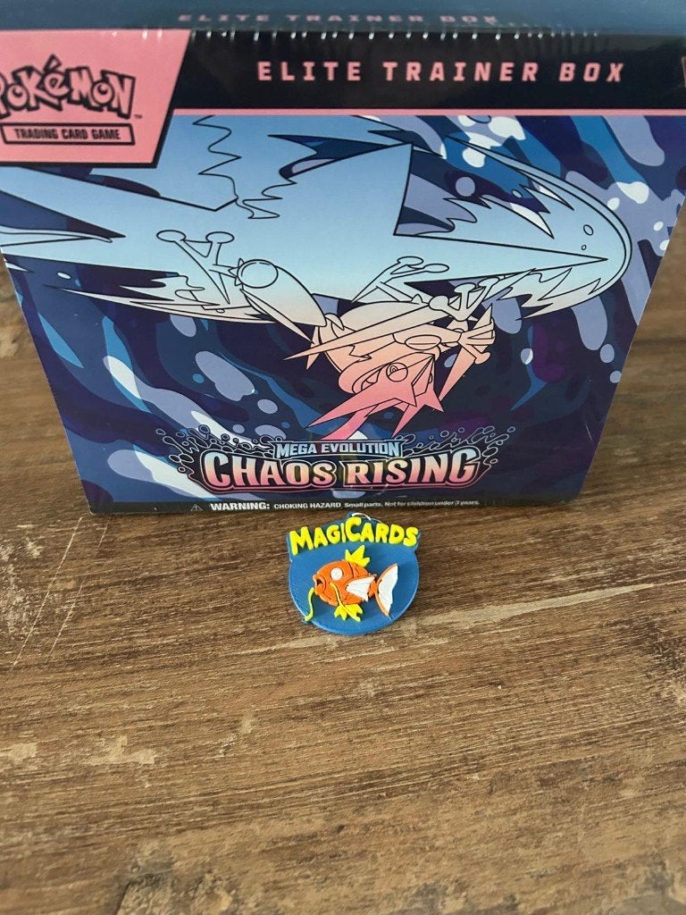 Chaos Rising Elite Trainer Box, Ophalen of Verzenden, Nieuw, Boosterbox, Foil