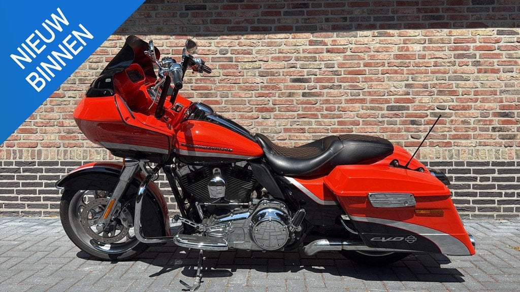 Harley Davidson Road Glide 110 FLTRSE3 CVO Roadglide Screami, Laan van Vredenoord 33
2289 DA  Rijswijk, NL, H-DCUSTOMERSERVICE@Harley-Davidson.com