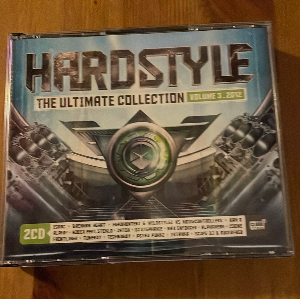 Hardstyle the ultimate collection volume 3 2012, Cd's en Dvd's, Cd's | Dance en House, Ophalen of Verzenden, Zo goed als nieuw