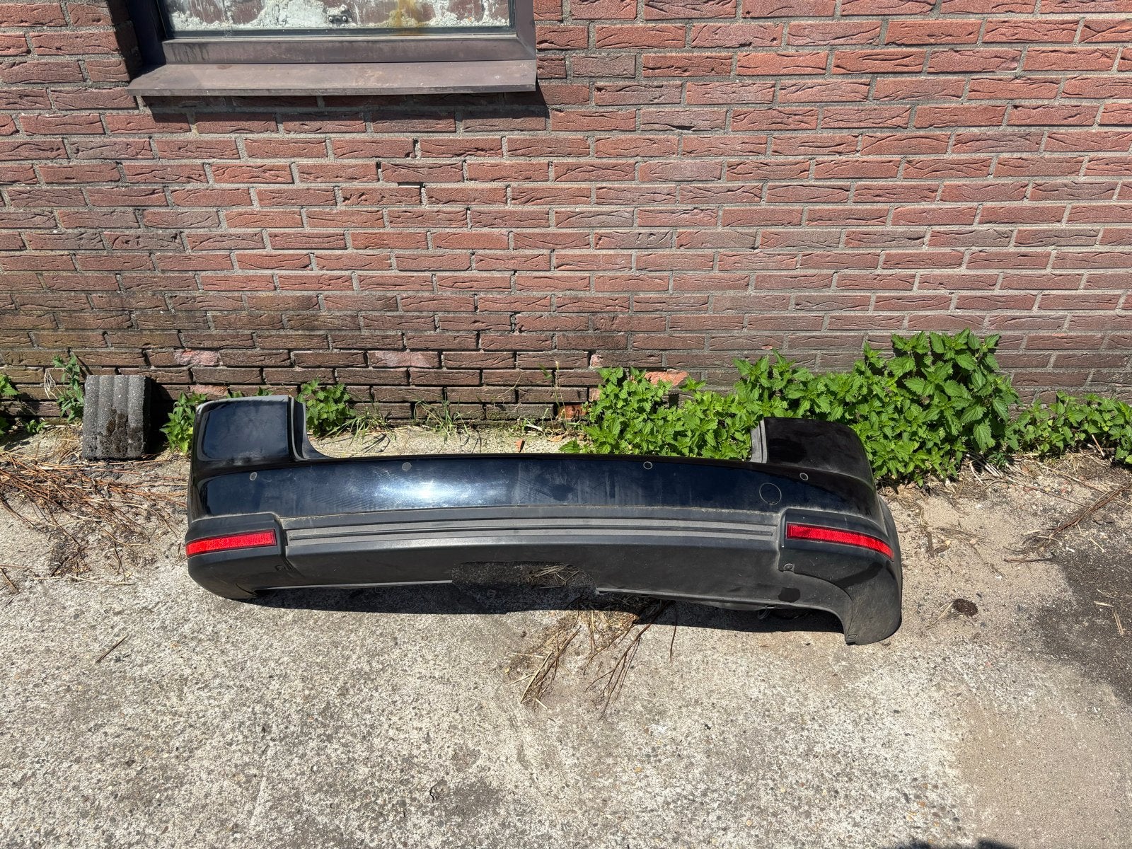 VW Cross Touran 2007 Achterbumper Zwart met PDC, Gebruikt, Volkswagen, Ophalen of Verzenden, Achter