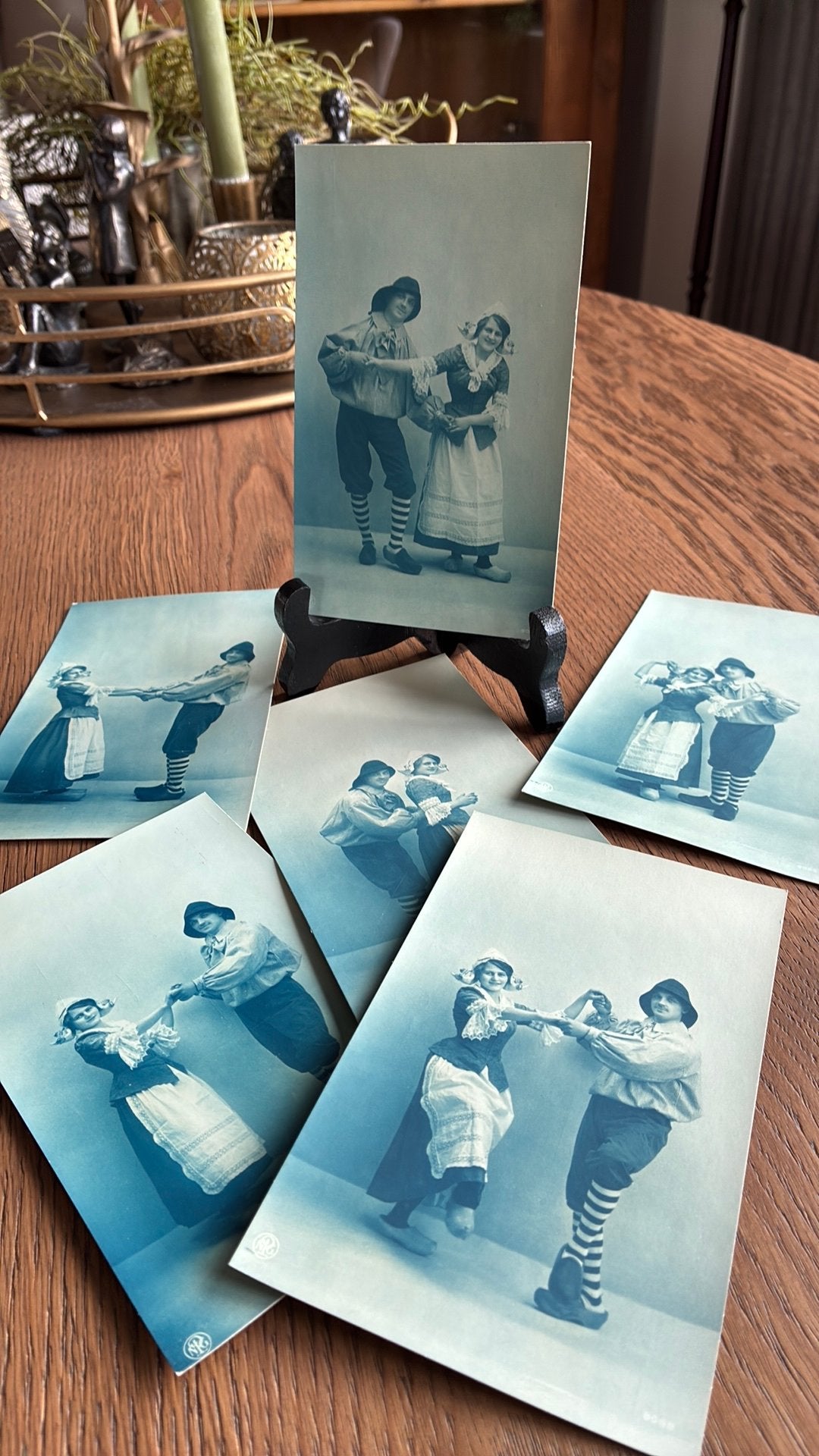 Volksdans.Serie van 6 fotokaarten. Dansen op klompen, Verzamelen, Ophalen of Verzenden, Voor 1920, Ongelopen